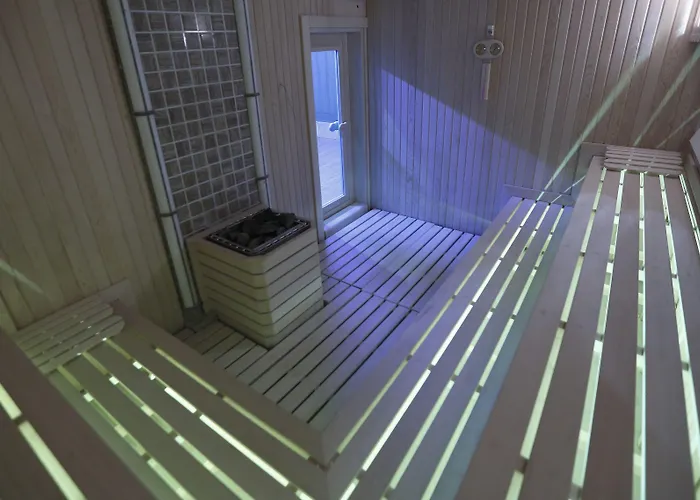 World Point فندق