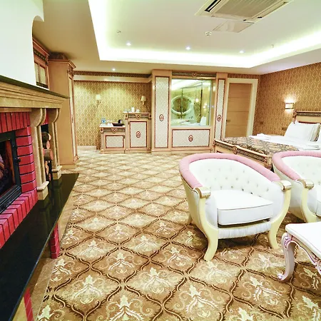 World Point Hotel 4*